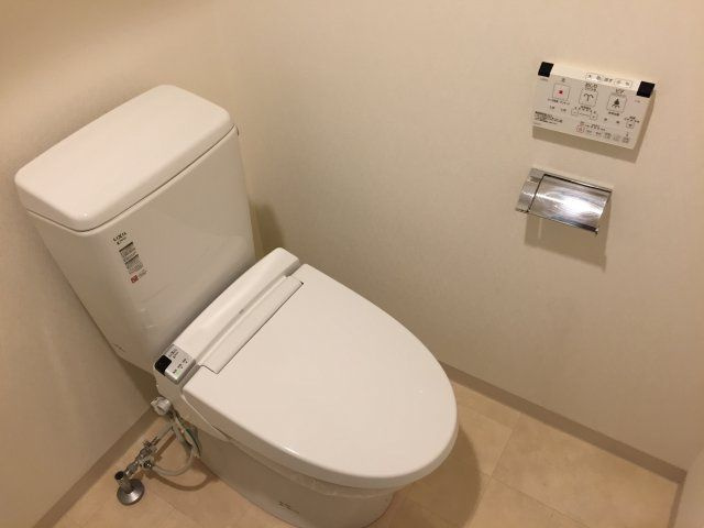 スカイコートパレス大島のトイレ