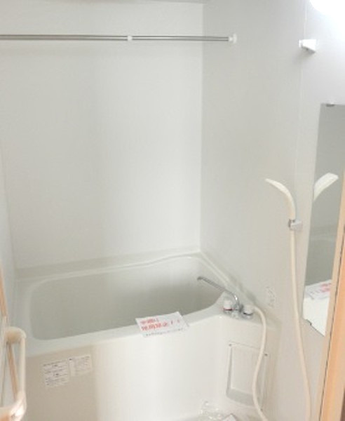 アンプルール光明池の浴室|日々の疲れを癒すお風呂付です