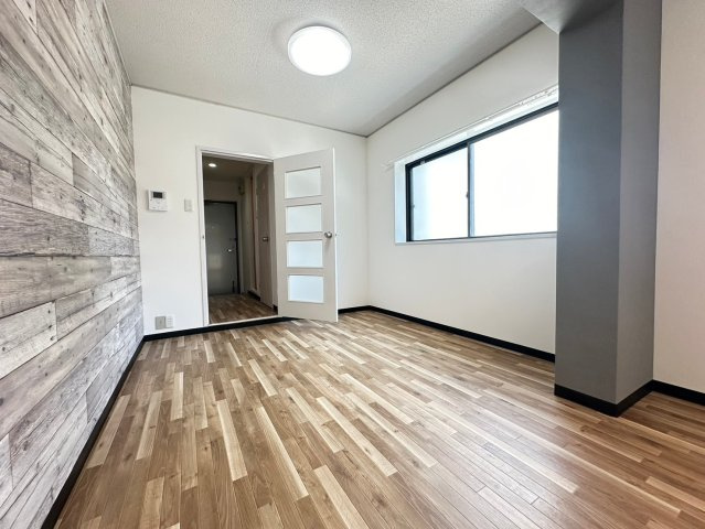 シティーライフ出丸の洋室