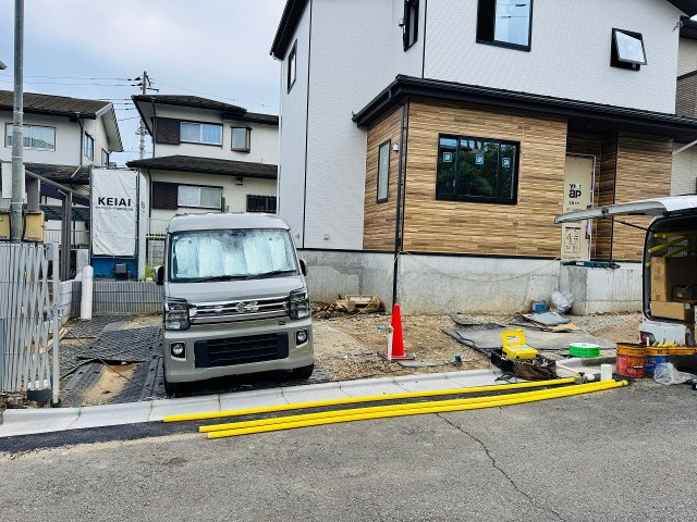 八王子市　片倉町　新築一戸建て　２６期の駐車場|～並列2台駐車可能カースペース～