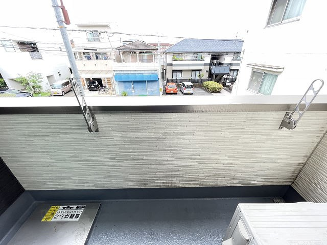 フジパレス園田Ⅵ番館のバルコニー