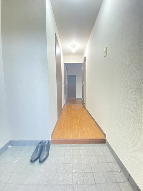 M-PEAKS塚口南の玄関|収納もある玄関です