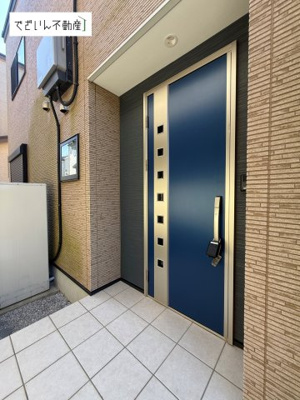 【玄関】 | 滑川町月の輪6丁目　中古住宅   | 現地(2026年9月撮影)
