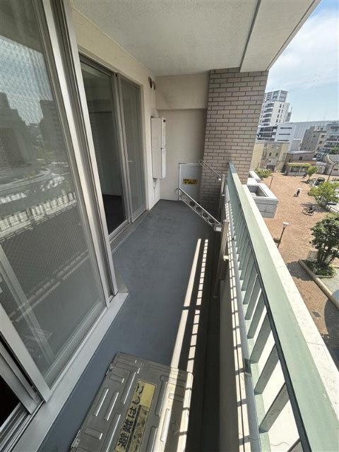 LANAI TOWN RENAISSANCE GRAND HIGHRISEのバルコニー