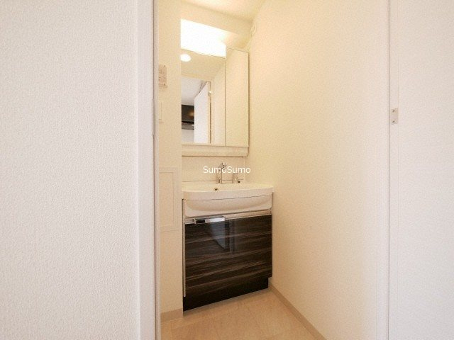 ファステート難波WESTパークの洗面所