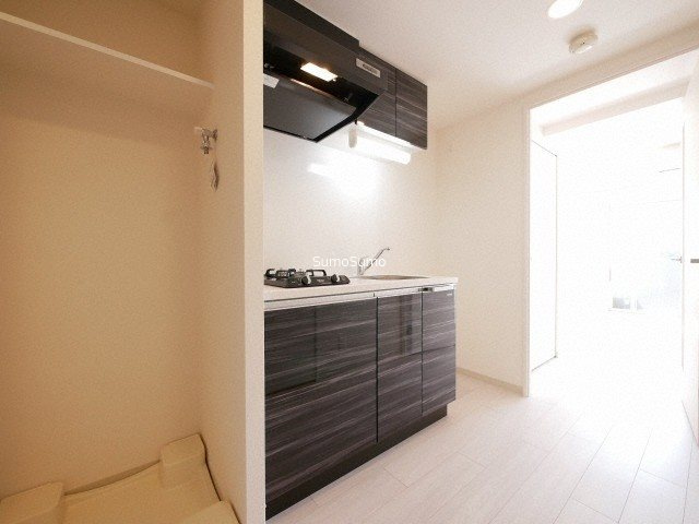 ファステート難波WESTパークのキッチン