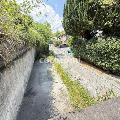宮之下貸家の庭