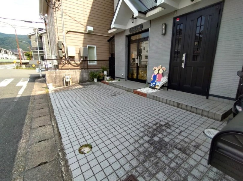 伏見区醍醐新開の駐車場