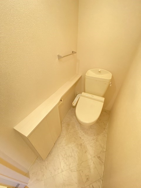Crescent小松のトイレ