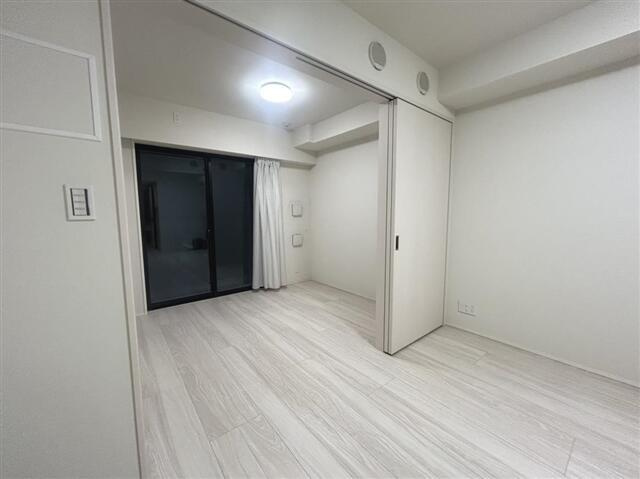 オープンレジデンシア三軒茶屋の内装