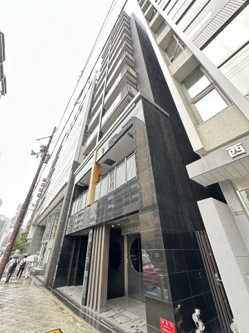 CONOE本町通の外観