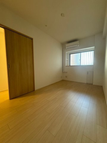 スプランディッド難波WESTⅡの寝室