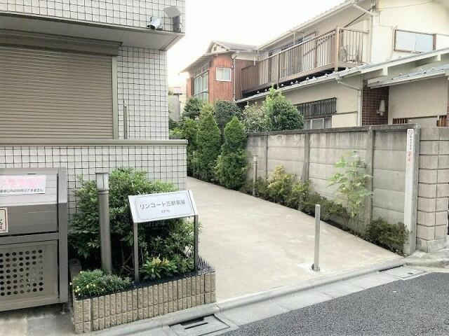 リンコート三軒茶屋のエントランス