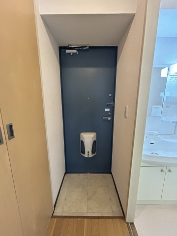 サン・ロレンツ心斎橋東の玄関