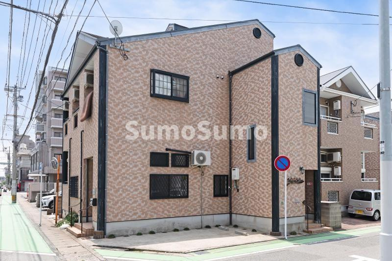 マカロニの外観
