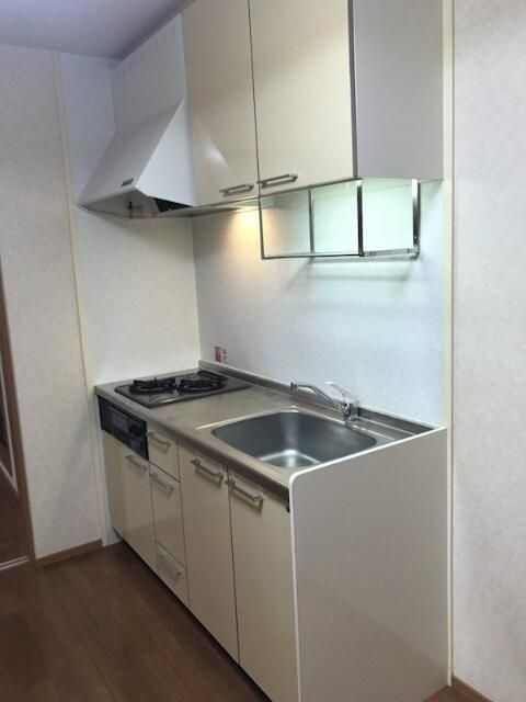 Ｔｅｔｔｉ　Ｖｅｒｄｉ横浜Ａ（テッティ　ヴェルディ）のキッチン