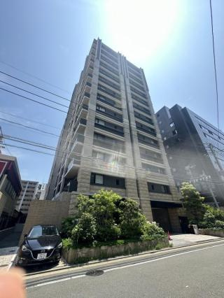 ドゥーエ赤坂の外観