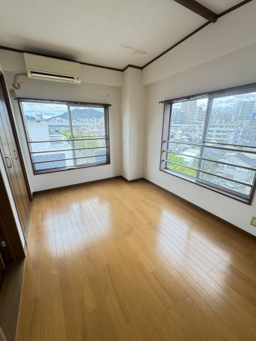 二葉マンションの寝室