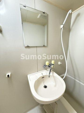 コモドカーサ魚崎の洗面所