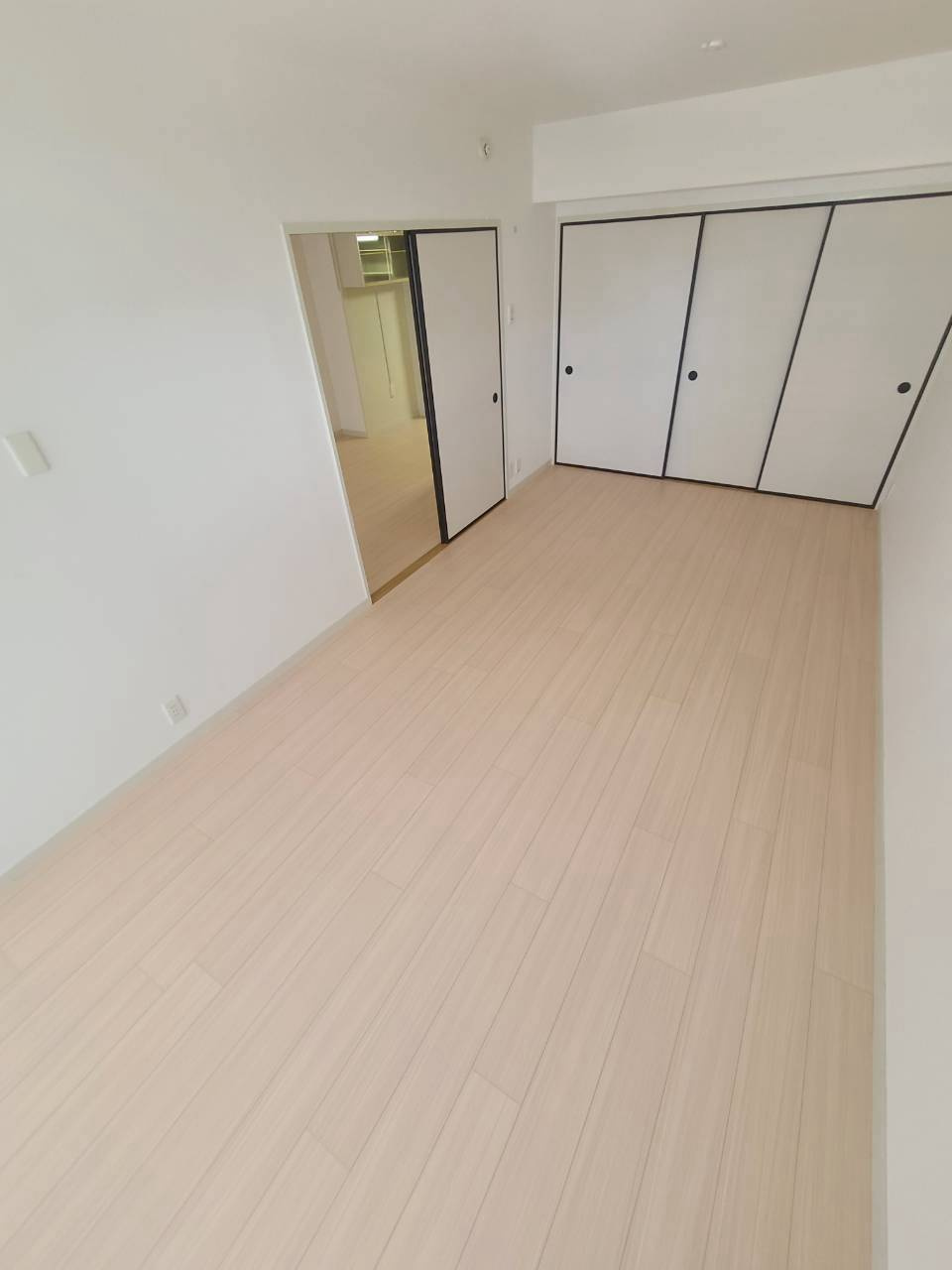UR武庫川 19号棟の寝室