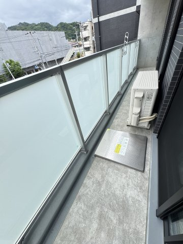  H i L L S ー Kのバルコニー