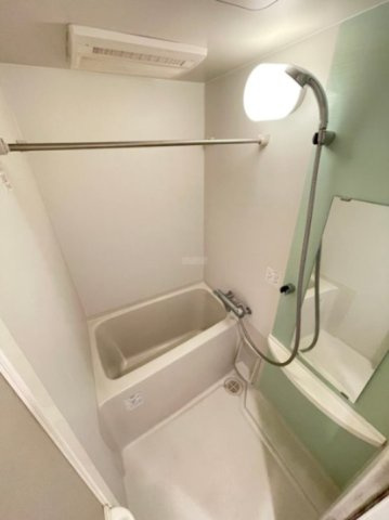 大阪市中央区瓦屋町１丁目の賃貸マンションの浴室