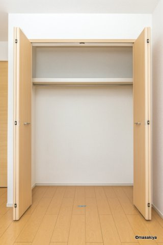 エコルポアイSの収納|クローゼット