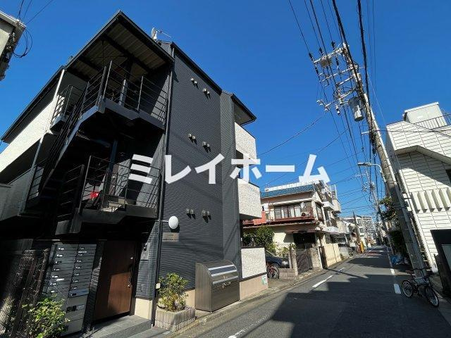 メゾン・ド・ソレイユ蒲田の外観