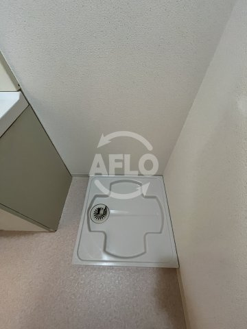 ルーエ江坂の洗面所|ルーエ江坂　洗濯パン