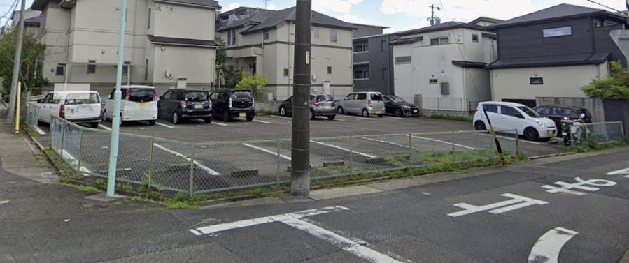 前山町駐車場