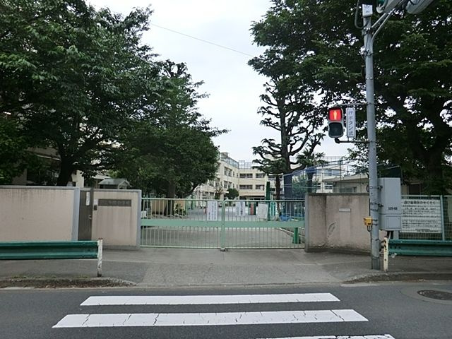 グラーサ三軒茶屋
