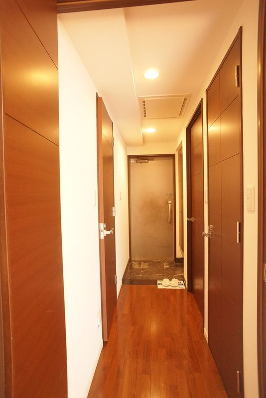 グラーサ三軒茶屋の玄関