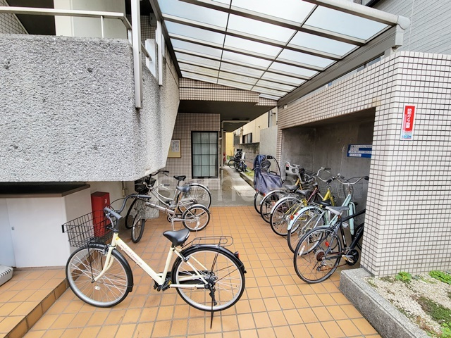 ロワイヤル東井堀12のその他共用部分|駐輪場☆