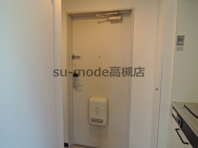 北園マンションの玄関