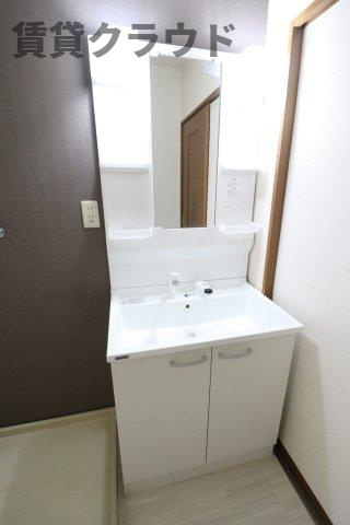 メープルスクウェアの洗面所|朝の準備に活躍する、洗髪洗面化粧台！