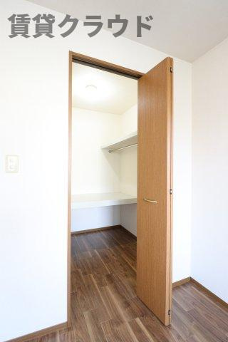 メープルスクウェアの収納|収納力◎なウォークインクローゼット♪