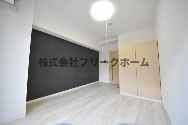 三鷹市下連雀３丁目の賃貸マンションの居間・リビング