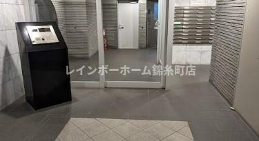 ラグジュアリーアパートメント両国のエントランス