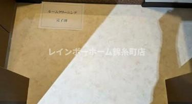 ラグジュアリーアパートメント両国の玄関