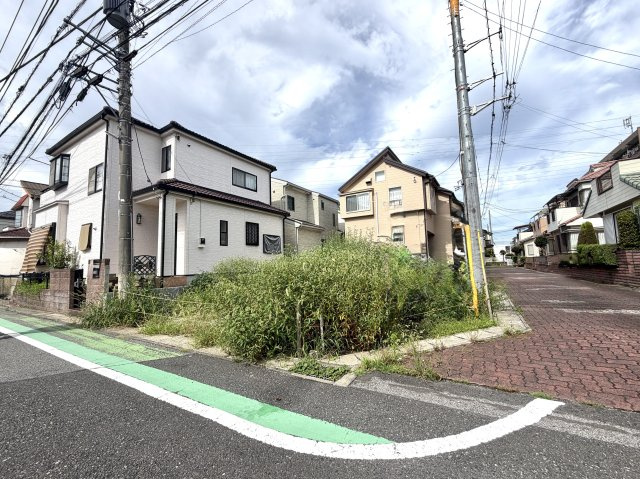 越谷市宮本町１８期１号棟リガーレ　新築戸建の外観|夢のマイホームがここに誕生します。近隣の雰囲気や生活利便施設の距離感もあわせてご確認いただけます。
