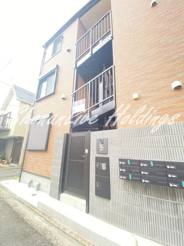 ベイルームY12のエントランス|安心のオートロック付き