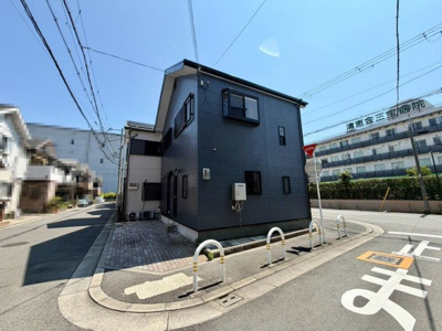 【前面道路含む現地写真】 | 松屋町１丁　中古一戸建 | 時間短縮でシャワーだけの方も多いですが、一日の疲れを癒すため湯船に浸かれば心身ともにリラックスできますね♪