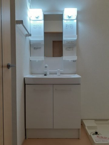 ペルル．Ｋ　　刈谷市近郊の賃貸ならクラスホーム刈谷店の洗面所|コンパクトで使いやすい洗面所