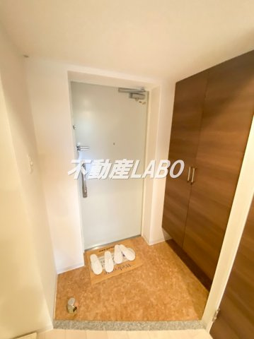 Luxe難波西Ⅱの玄関