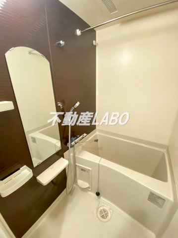 Luxe難波西Ⅱの浴室