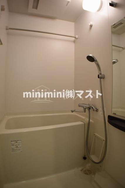 エステムプラザ難波ウエストⅡプレディアの浴室|別部屋参考写真
