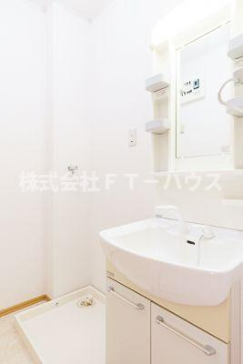 クレインハウス妙典の独立洗面台
