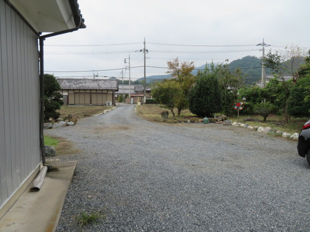 藤岡市三本木　中古399の庭