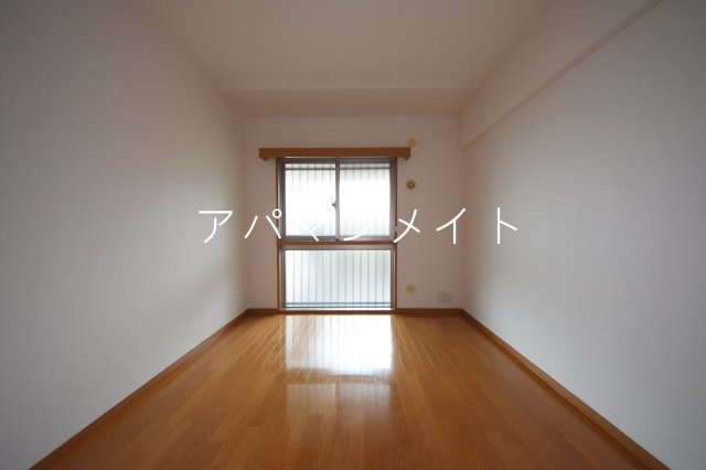【寝室】 | ヴィルヌーブ東戸塚プレジール | フローリングのお部屋