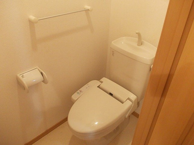 【トイレ】 | アルカンシエルＢ | コンパクトで使いやすいトイレです